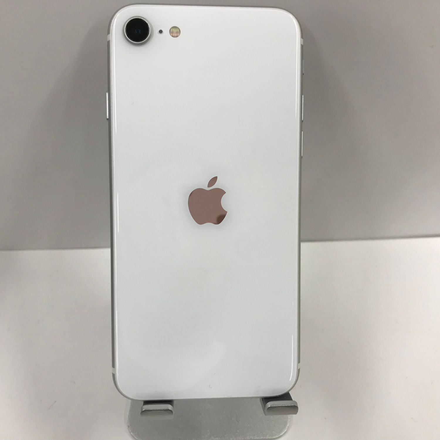 ムスビー｜iPhoneSE 第2世代 128GB SIMフリー シルバー 本体