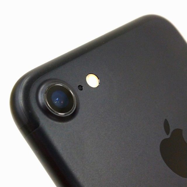 iPhone7 32GB au �֥�å� c22771