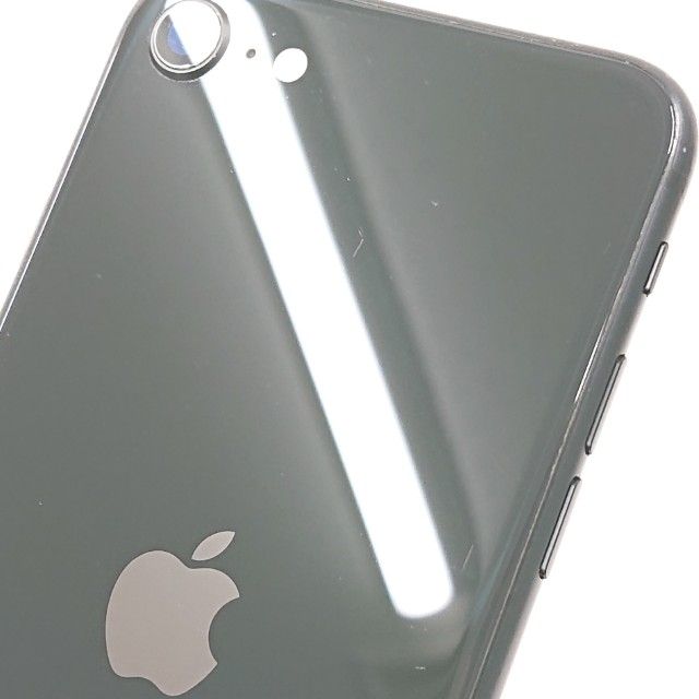 iPhoneSE ��2���� 64GB au �֥�å� c19238