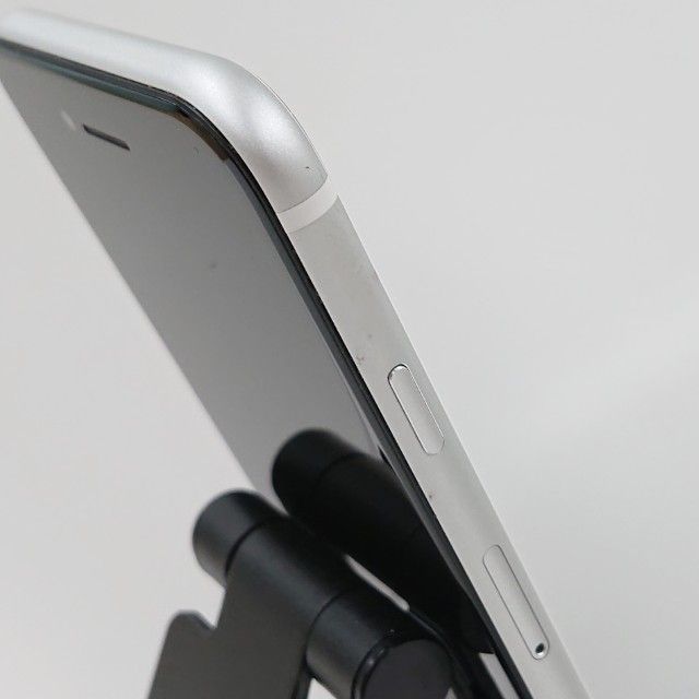 iPhoneSE ��2���� 64GB �ɥ��� �ۥ磻�� c16495