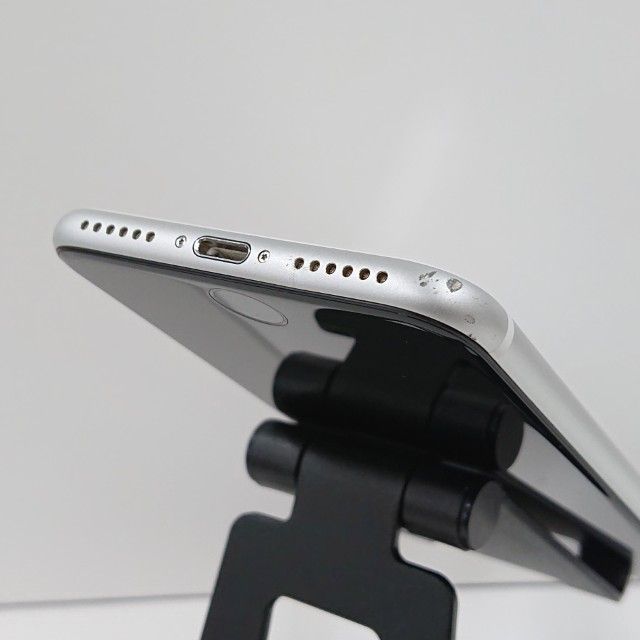 iPhoneSE ��2���� 64GB au �ۥ磻�� c16519