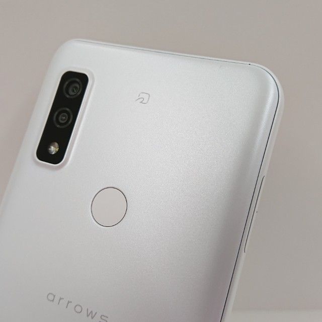 ムスビー｜arrows We FCG01 au ホワイト c16360【arrows We FCG01 au