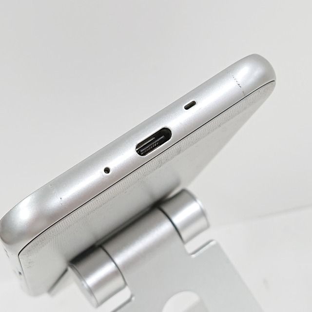 ムスビー｜シンプルスマホ4 704SH SoftBank シャンパンシルバー