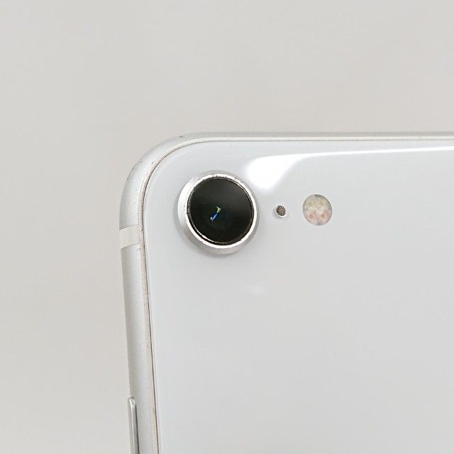 iPhoneSE ��2���� 64GB �ɥ��� �ۥ磻�� c23230