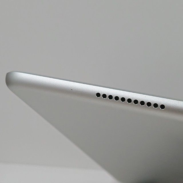 iPad Air 3 Wi-Fi+Cellular 64GB SIM�ե꡼ ����С� c19681