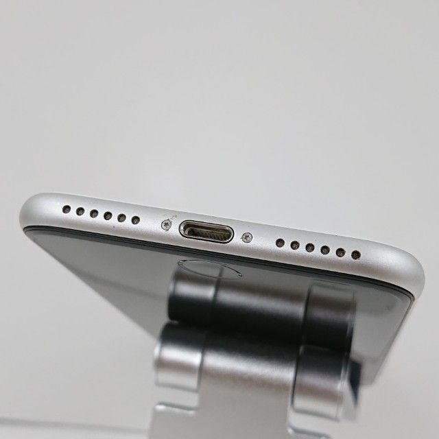 iPhoneSE ��2���� 128GB �ɥ��� �ۥ磻�� c16122