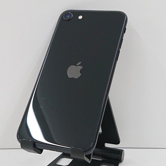 iPhoneSE ��2���� 64GB au �֥�å� c16582