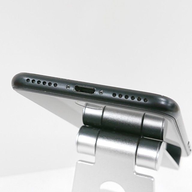 iPhoneSE ��2���� 64GB �ɥ��� �֥�å� c16393