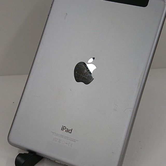 iPad mini ��4���� Wi-Fi+Cellular 64GB au  c17358