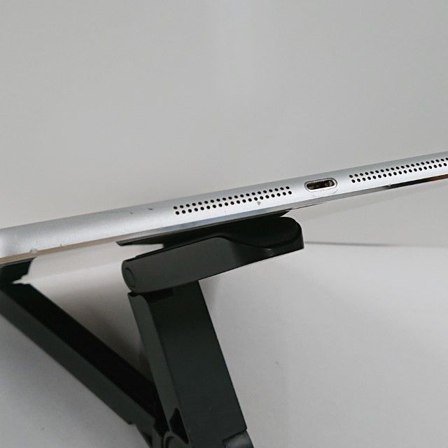 ���������ʡ�iPad Air Wi-Fi+Cellular 16GB  SIM�ե꡼ c18600