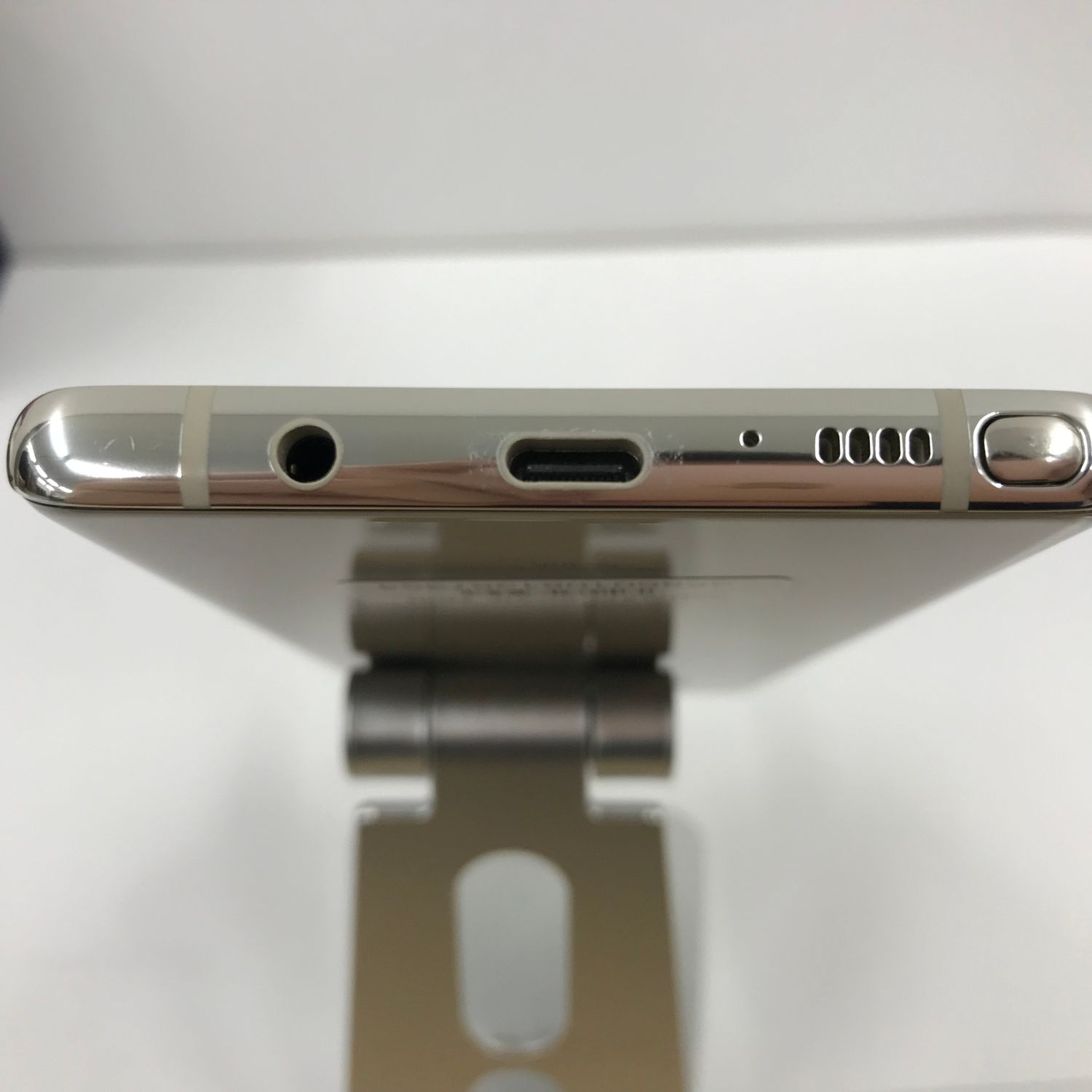 docomo Galaxy Note8 SC-01K ゴールド ムスビー｜Galaxy Note8 SC-01K docomo ゴールド 本体 n05832