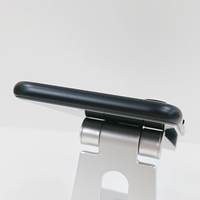 iPhoneSE ��2���� 64GB �ɥ��� �֥�å� c18448