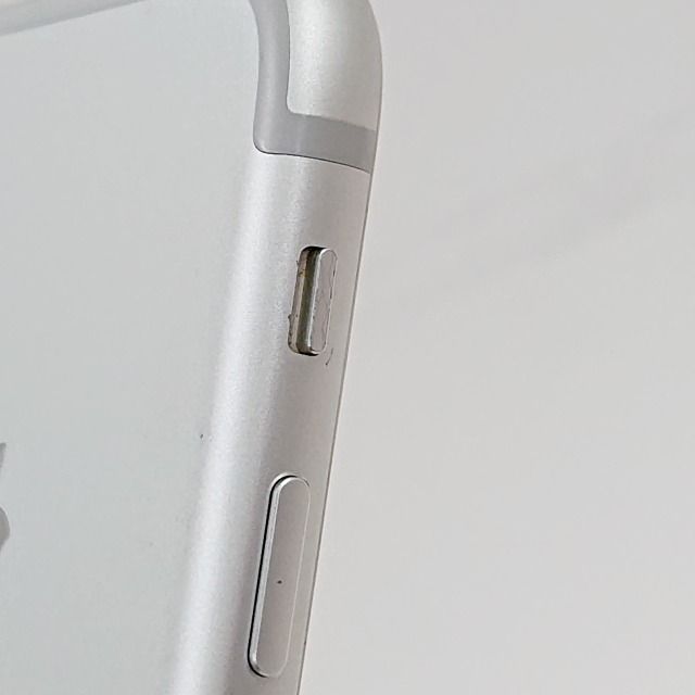 iPhone - iphone7 32G au シルバー ムスビー｜【 Simフリー】 Apple AU iPhone 7 32GB シルバー 美