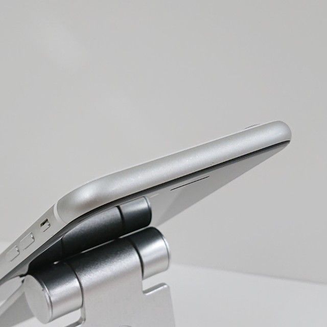 iPhoneSE ��2���� 128GB �ɥ��� �ۥ磻�� c16118