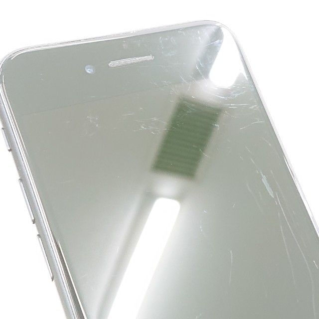 �ڥǥⵡ��iPhoneSE ��2���� 64GB au �֥�å� c21380
