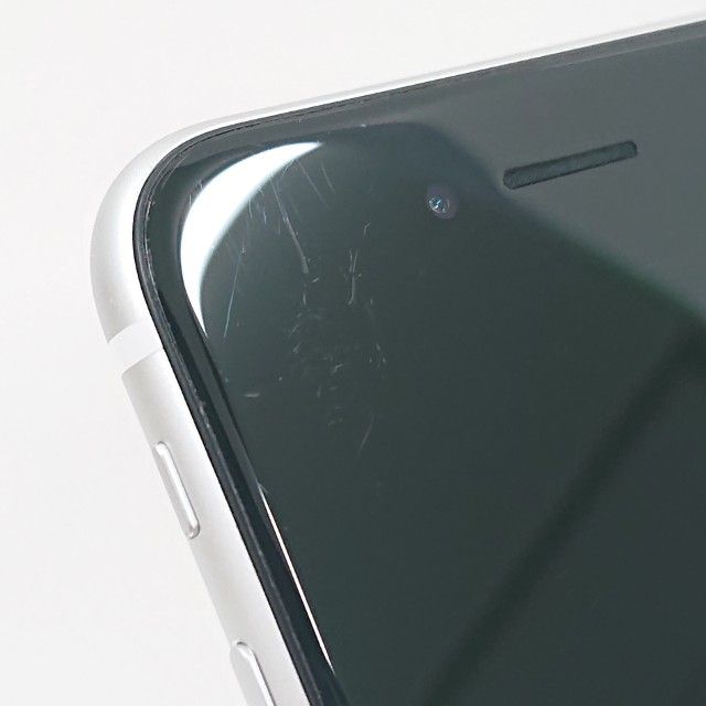 iPhoneSE ��2���� 64GB au �ۥ磻�� c19171
