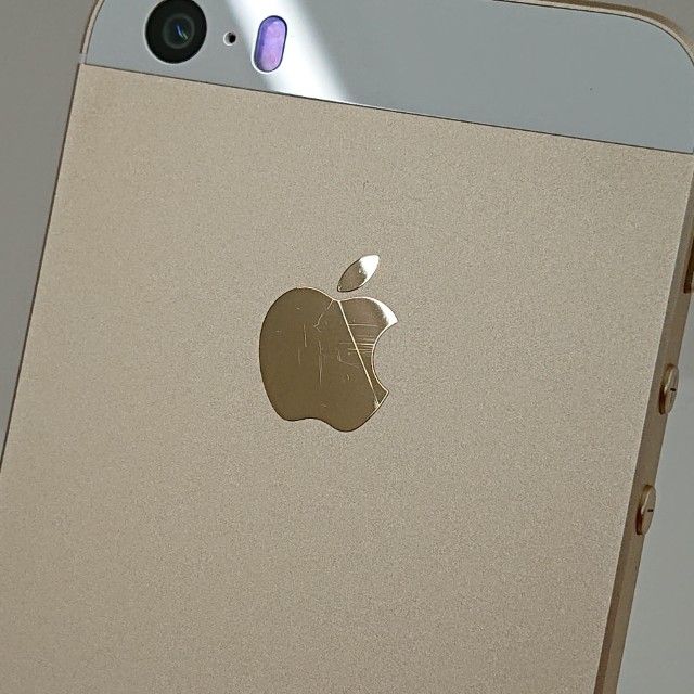 iPhoneSE 64GB SoftBank  c15644