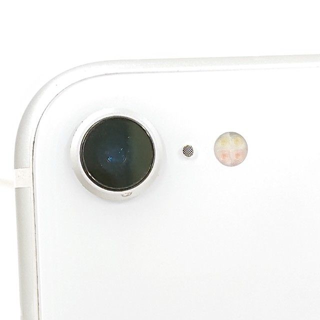 iPhoneSE ��2���� 64GB au �ۥ磻�� c22821