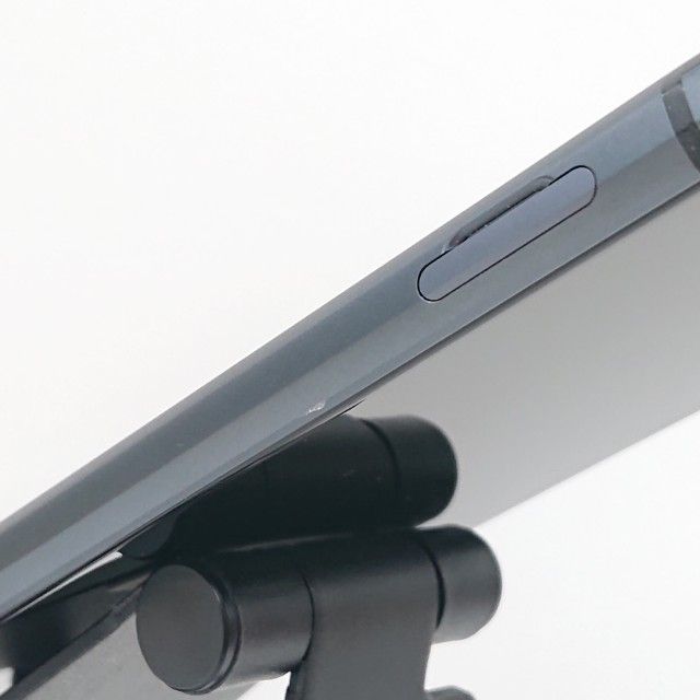 AQUOS sense3 basic SHV48 au �֥�å� c17407