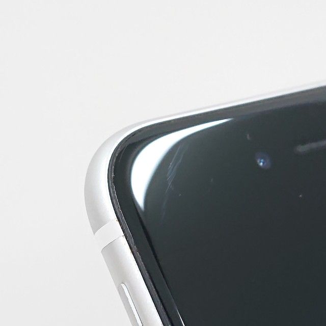 iPhoneSE ��2���� 64GB �ɥ��� �ۥ磻�� c19010