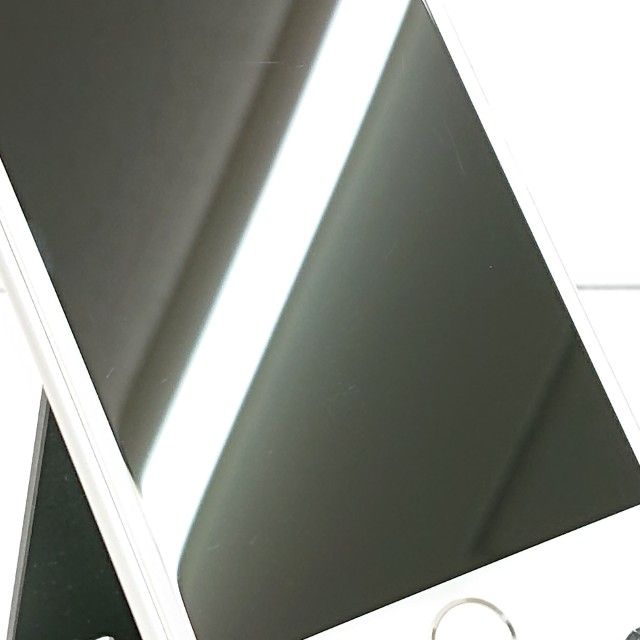 iPhone7 32GB �ɥ��� ����С� c18408