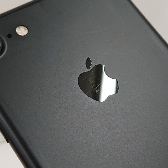 iPhone7 32GB au �֥�å� c21092