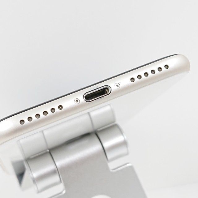 �ڥ�����ʡ�iPhoneSE ��3���� 128GB SoftBank �������饤�� c21302