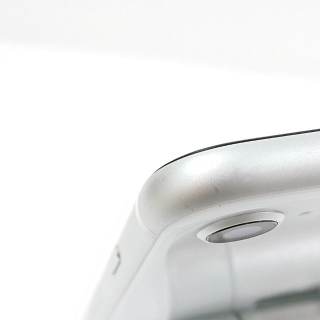 iPhoneSE ��2���� 64GB �ɥ��� �ۥ磻�� c21786