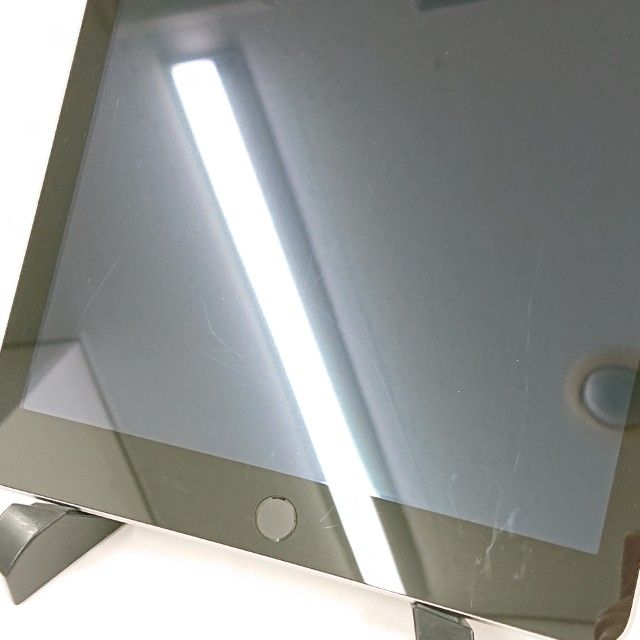 iPad 5 Wi-Fi 32GB Wi-Fi��ǥ� ���ڡ������쥤 c17360