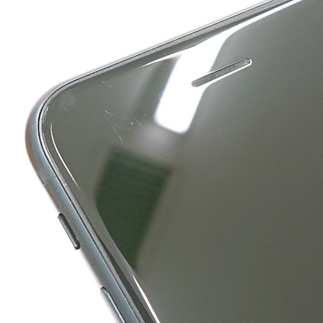 iPhoneSE ��3���� 64GB Rakuten �ߥåɥʥ��� c18675