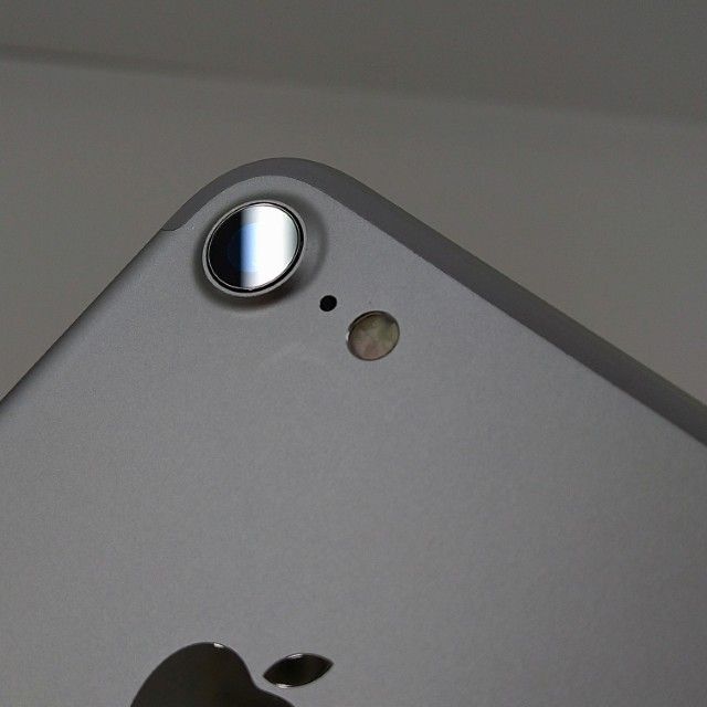 iPhone7 32GB �ɥ��� ����С� c22438