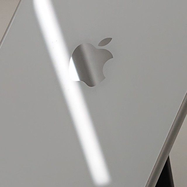 iPhoneSE ��2���� 64GB �ɥ��� �ۥ磻�� c18432