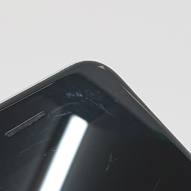 ムスビー｜iPhoneSE 第2世代 64GB ドコモ ホワイト c20936【iPhone SE