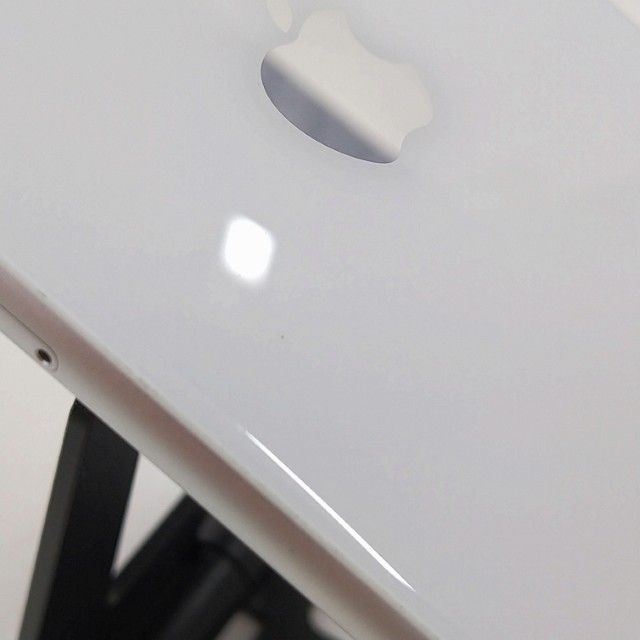 iPhoneSE ��2���� 64GB �ɥ��� �ۥ磻�� c21875