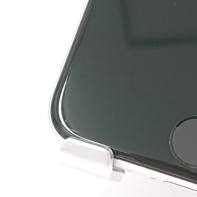 iPhoneSE ��2���� 64GB au �ۥ磻�� c19161