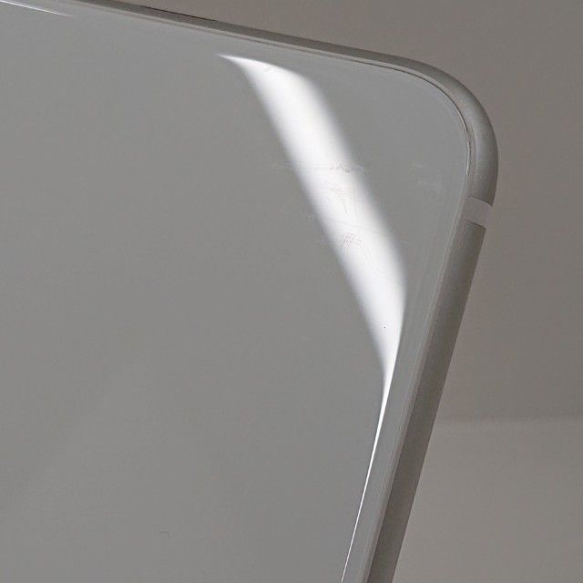 iPhoneSE ��2���� 64GB �ɥ��� �ۥ磻�� c21707