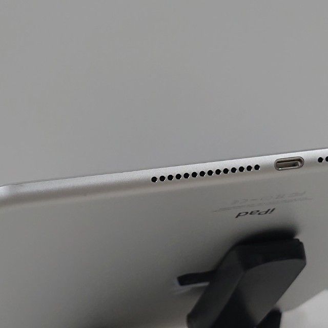 iPad Air 2 Wi-Fi + Cellular 16GB �ɥ��� ����С�   c19435