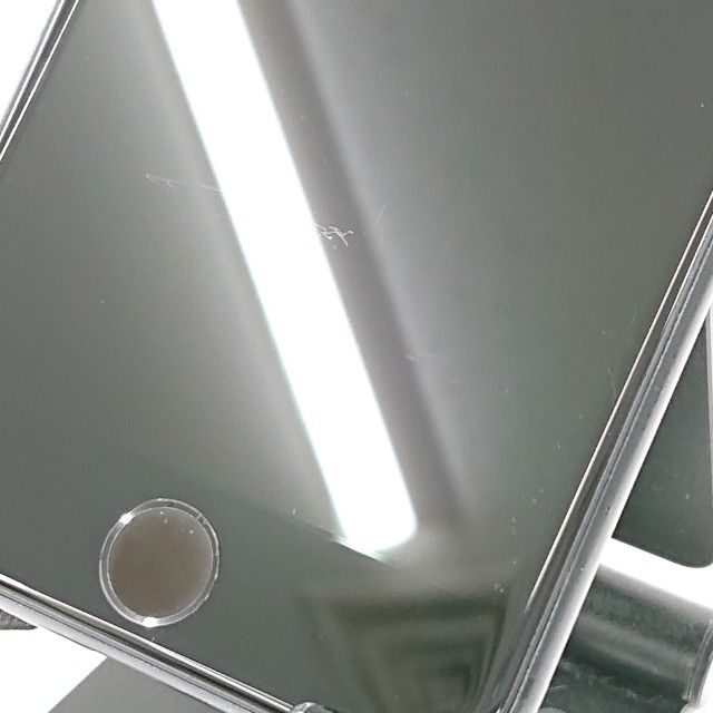 iPhoneSE ��2���� 64GB �ɥ��� �֥�å� c18429