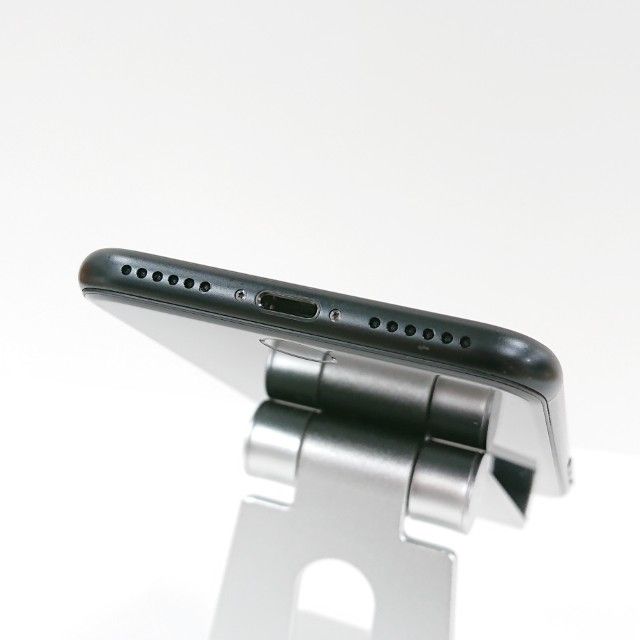 iPhoneSE ��2���� 64GB �ɥ��� �֥�å� c18665