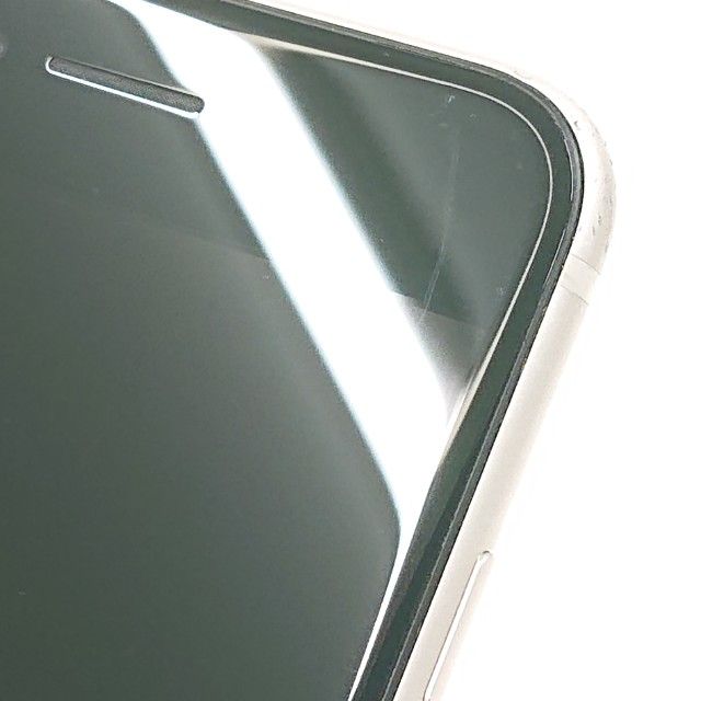 iPhoneSE ��3���� 64GB au �������饤�� c20960