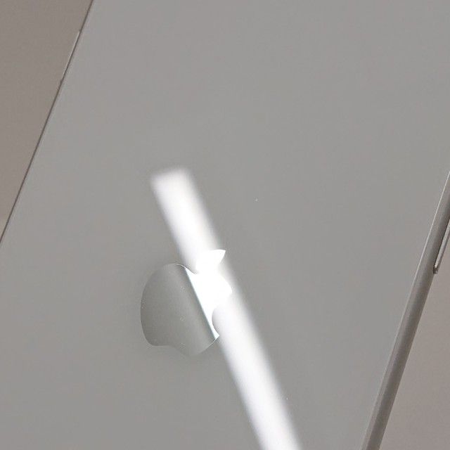 iPhoneSE ��2���� 64GB SoftBank �ۥ磻�� c18860