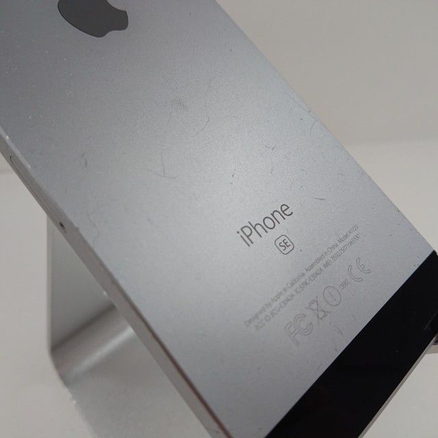 iPhoneSE 16GB SIM�ե꡼ ���ڡ������쥤 c21173
