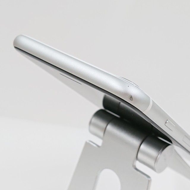 iPhoneSE ��2���� 64GB �ɥ��� �ۥ磻�� c18444