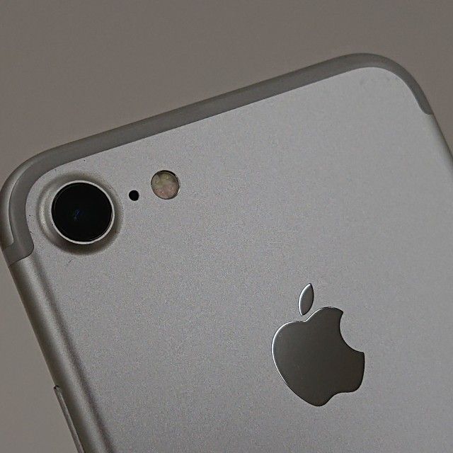 iPhone7 32GB �ɥ��� ����С� c17777