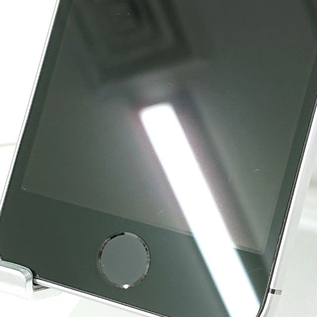 �ڥ�����ʡ�iPhoneSE 16GB SIM�ե꡼ ���ڡ������쥤 c21176
