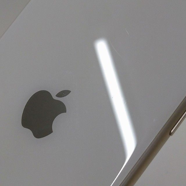 iPhoneSE ��3���� 64GB �ɥ��� �������饤�� c22853