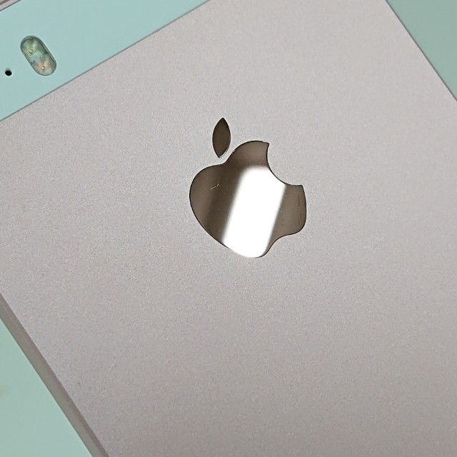 iPhoneSE 32GB SoftBank  c14281