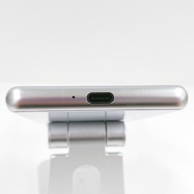 Xperia Ace SO-02L �ɥ��� �ۥ磻�� c22484