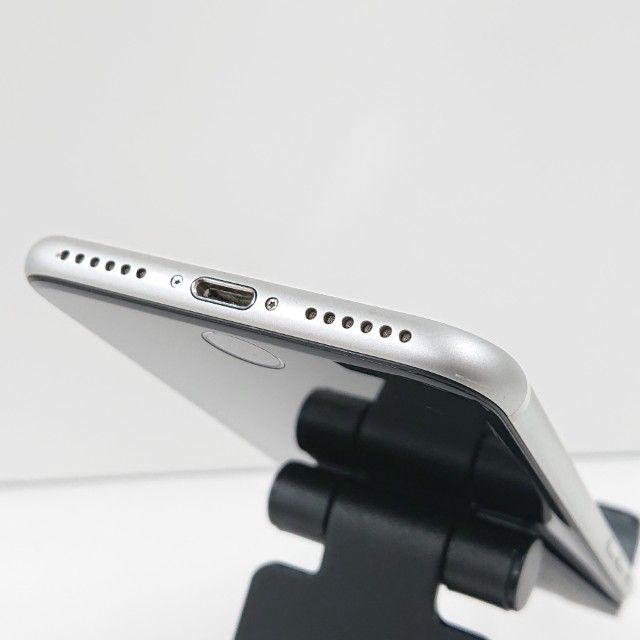 iPhoneSE ��2���� 64GB au �ۥ磻�� c16521