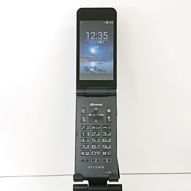 docomo arrowsケータイ F-03L Black 新品未使用 arrows ケータイ F-03L ブラック docomo SIMフリー 白ロム 4G